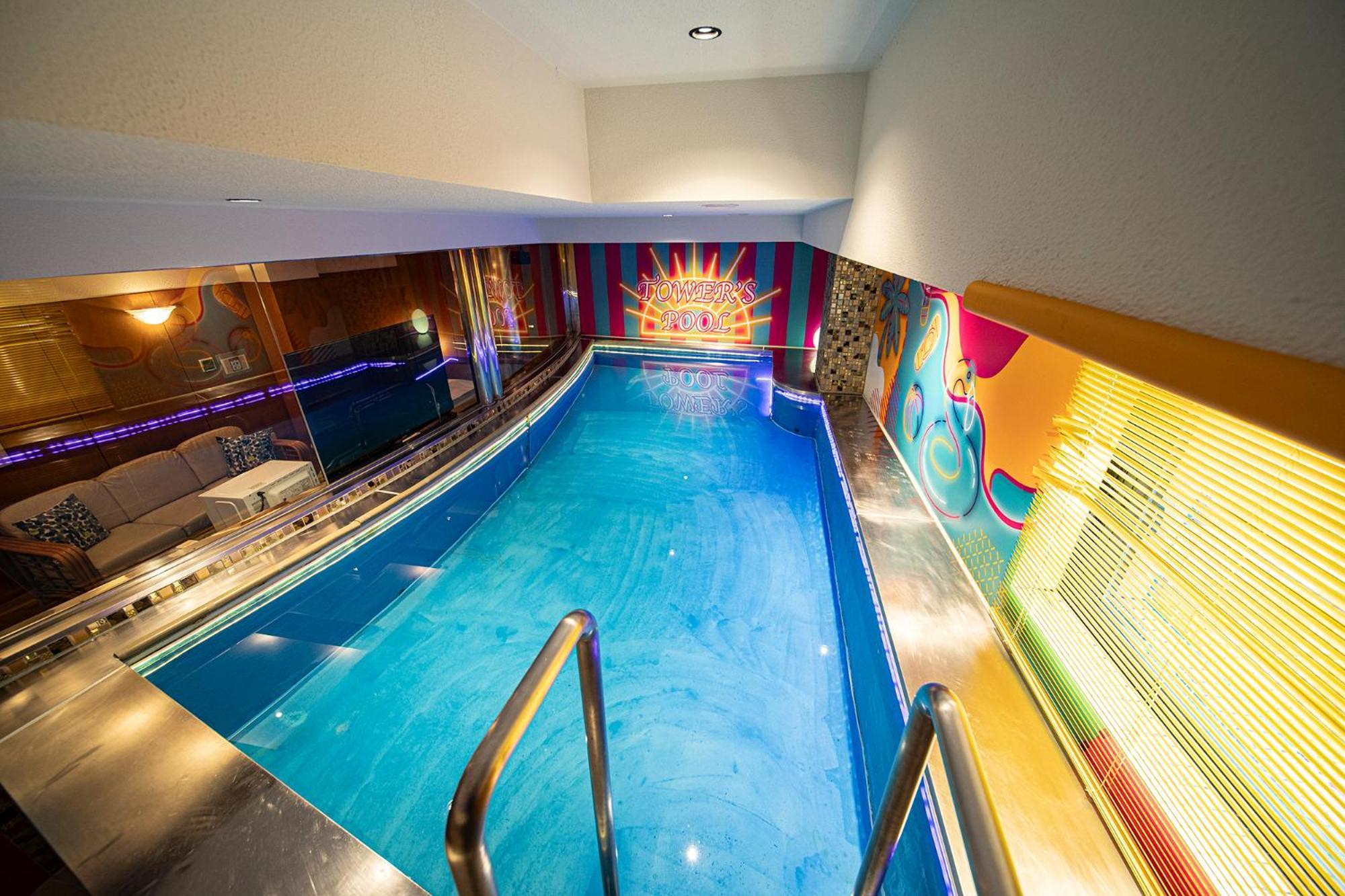 אוסקה Towers Hotel - Adult Only - מראה חיצוני תמונה
